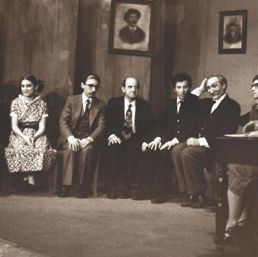 Pesci rossi: Claudia Buzzi, Gabriella Buzzi, Rossella Marchiselli, Giordano Olezza, Luigi Vercesi, Giacomo Alloni, Beppe Buzzi, Pierfranco Debiaggi, Lino Gugliada, Annamaria Olezza